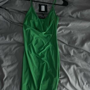 PrettyLittleThing Vibrant Green Backless Dress